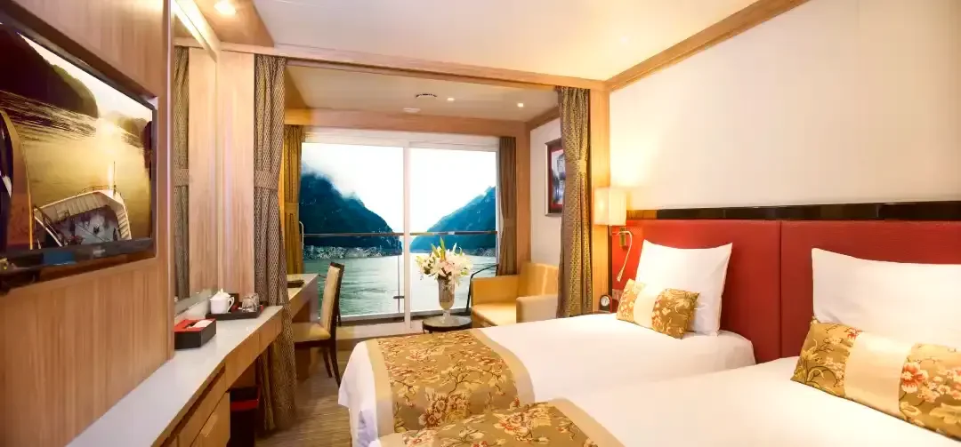 Deck 2 · Deluxe Twin Stateroom