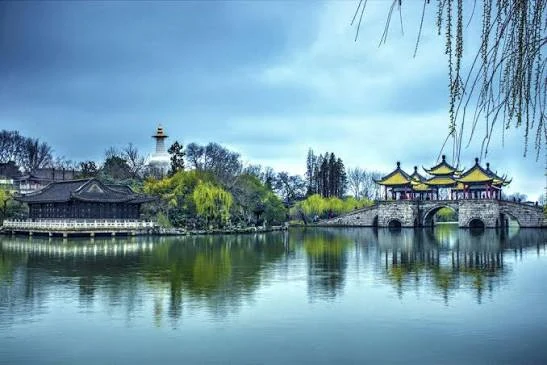 Yangzhou · Slender West Lake