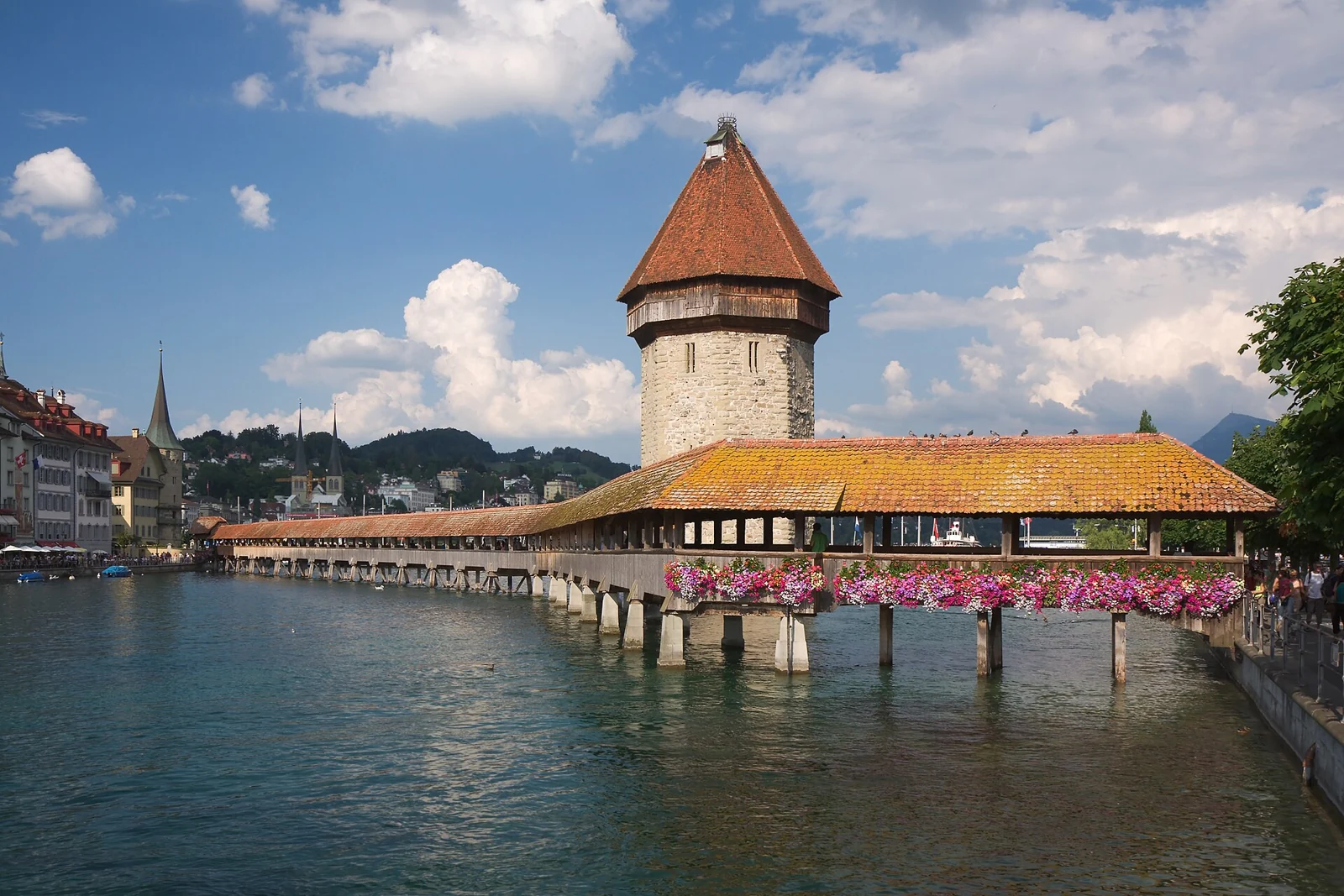 琉森卡佩尔廊桥|Chapel Bridge, Lucerne