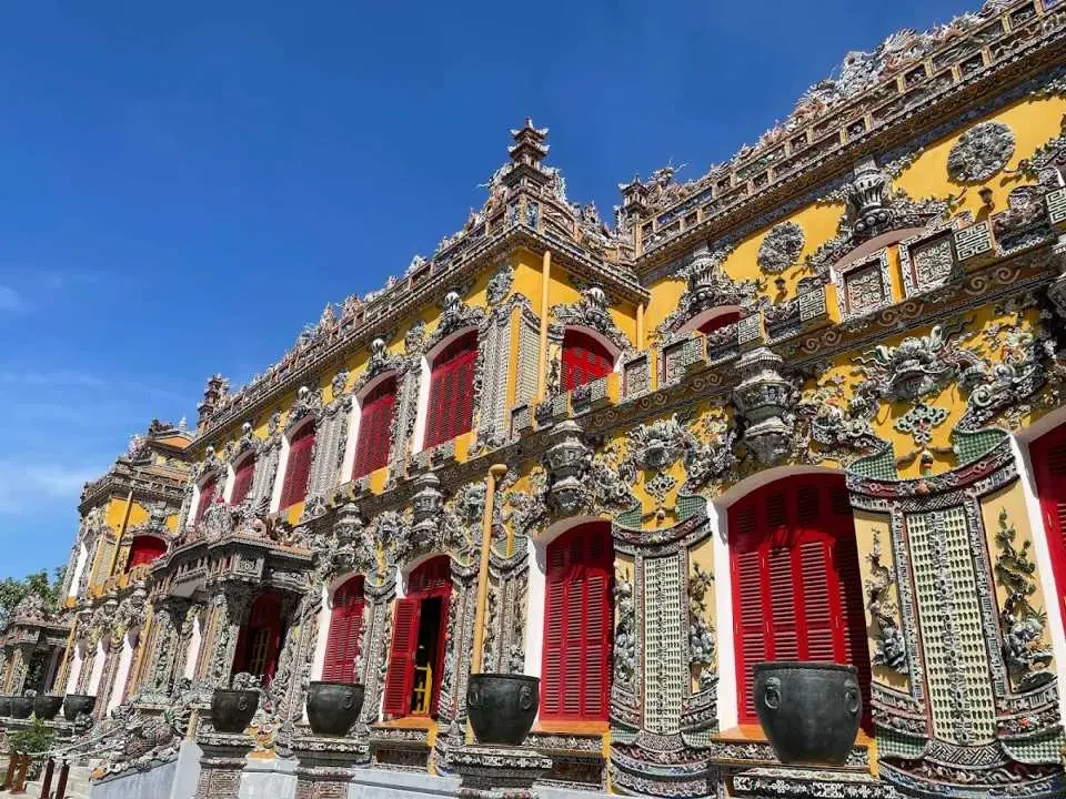 Hanoi / Hue · Da Nang