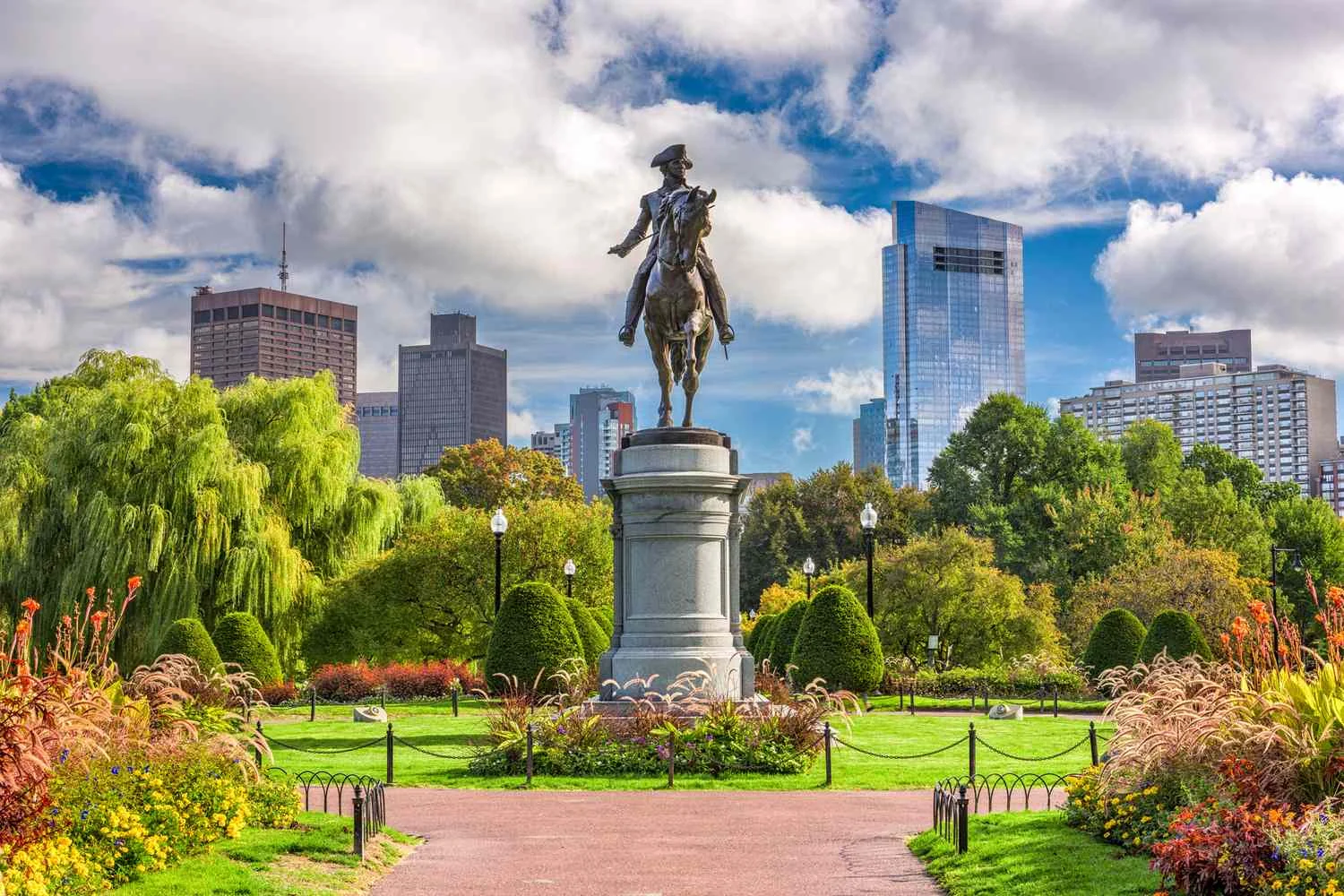 Boston Public Garden and George Washington statue
